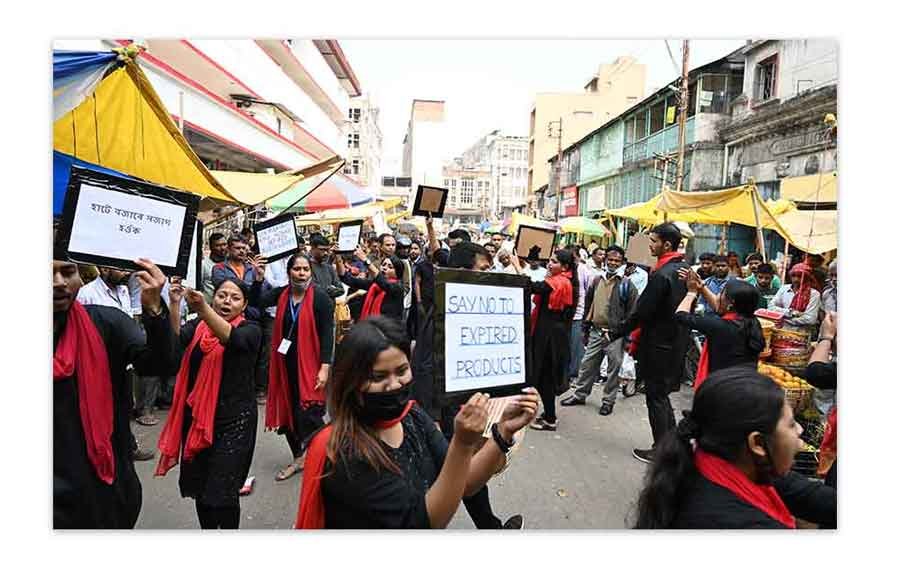 Cotton University Final Year Students Performs Amazing Street Play On February 19 2 street3