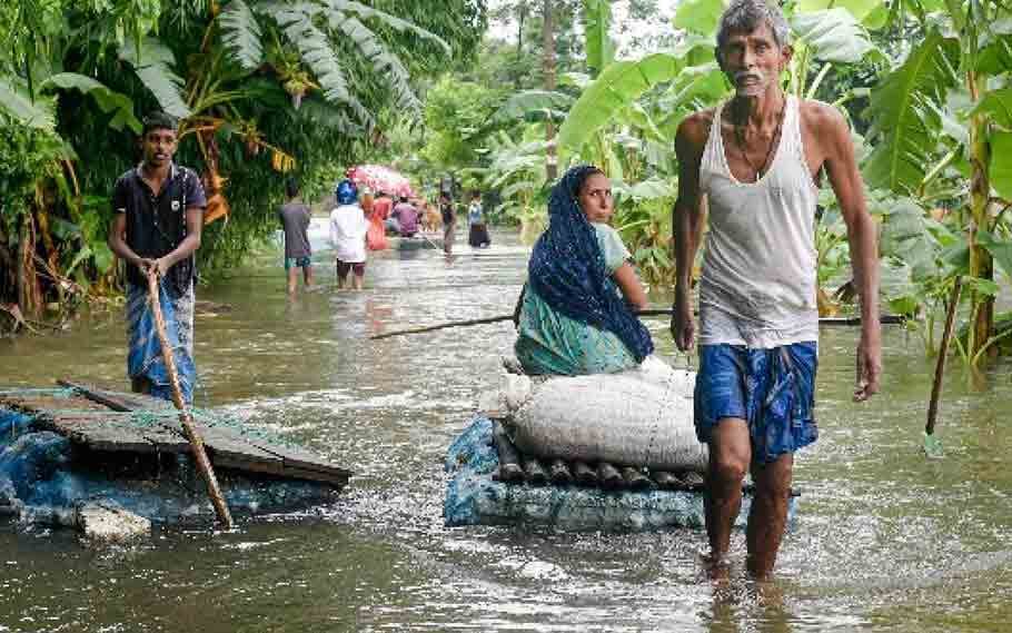 PM Modi calls CM Sarma at 6 a.m to take stock of flood situation in Assam 3 CM Sarma