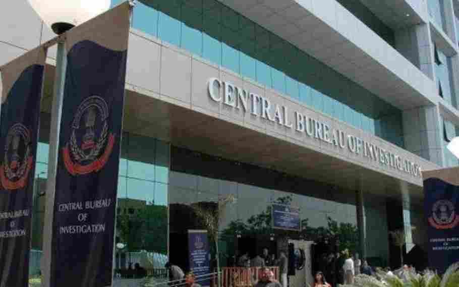 CBI detained people from Drug Controller's Office 2 CBI