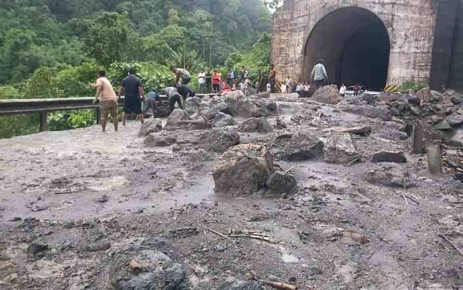 Landslide Hits Sonapur NH 06 Tunnel Meghalaya, Road Closed 1 Sonapur