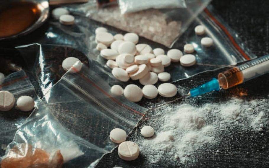 Assam police seized heroin worth Rs 12 crore; 4 arrested 2 Heroin 1