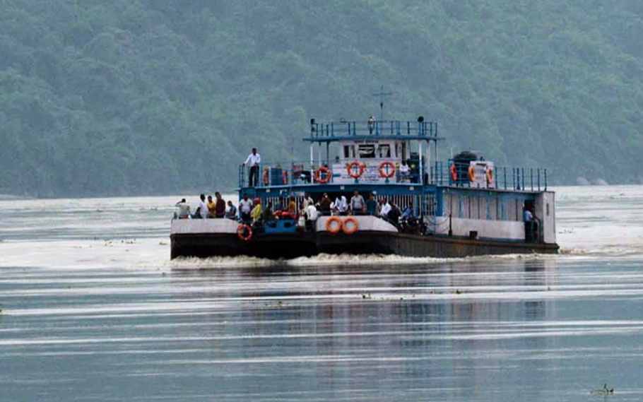Ferry Services in Guwahati suspended 