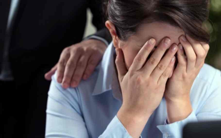 Assam: Arunachali girl publicly harassed by a man and his daughter for wearing shorts 1 girl publicly harassed