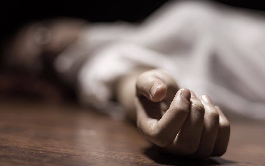 Arunachali girl kills herself by jumping from the 7th floor of Delhi Hospital 1 Suicide 3