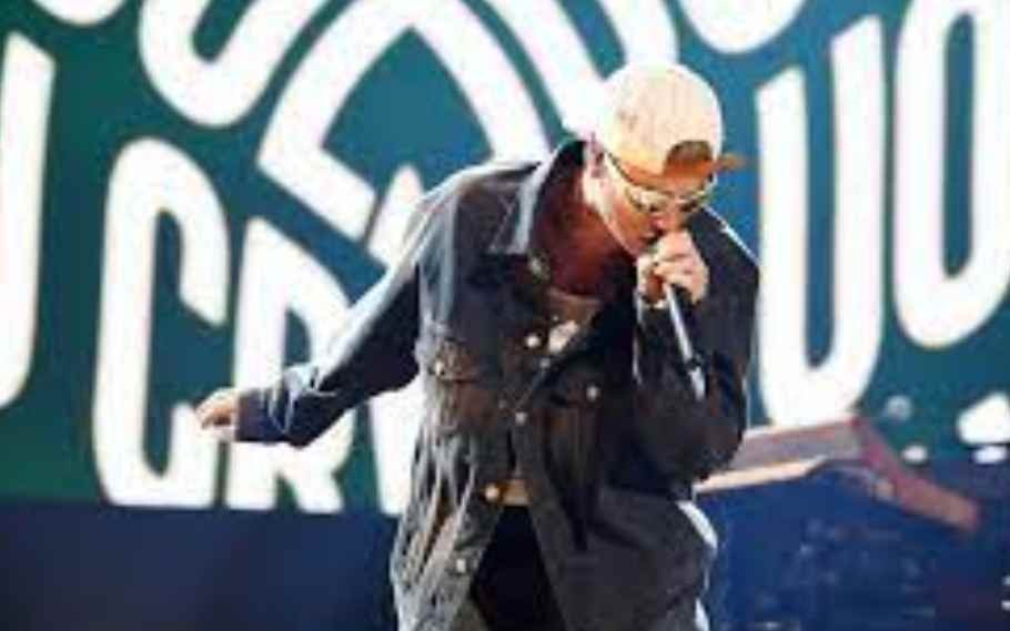 Justin Bieber suspends Justice World Tour over health concerns 2 Justice World Tour