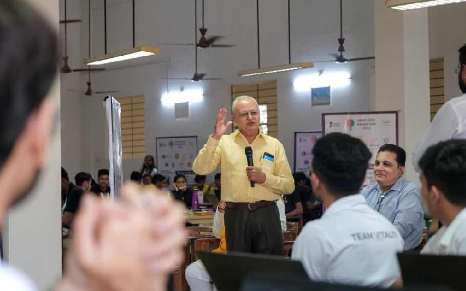 Parul University holds grand finale of Smart India Hackathon 1 Smart India Hackathon