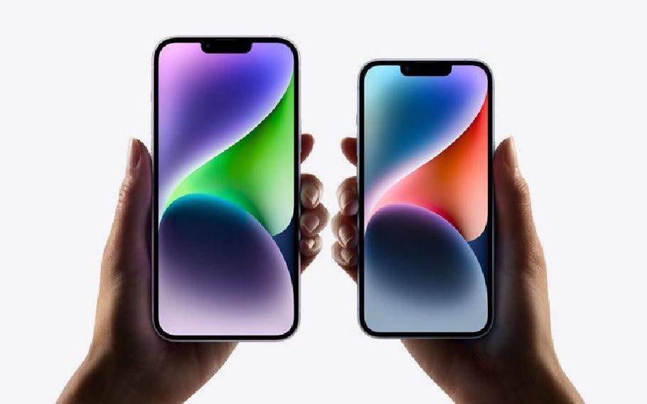 Apple Watch Ultra costs more than Apple iPhone 14; read to know more 1 iPhone 14
