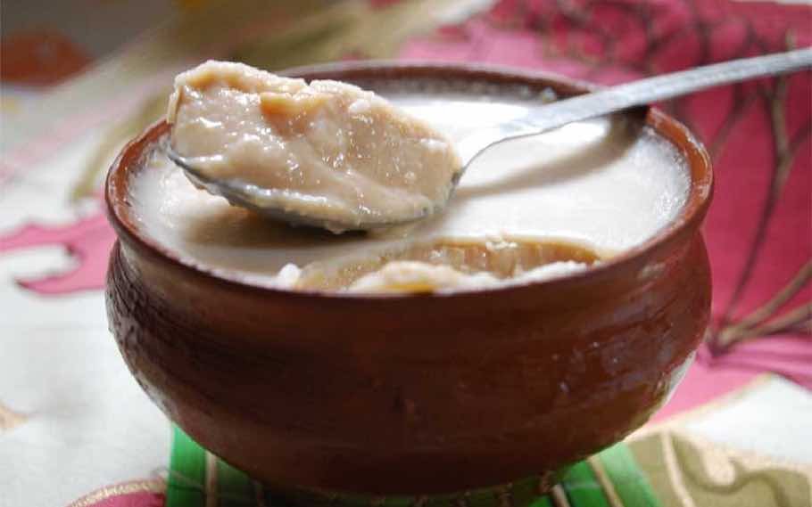 Pujo'r Khawar: Street foods to try during Durga Puja 2022 5 misti doi