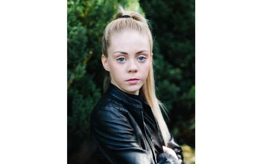 Jesse Jane McParland, Teenage Martial Arts Star, Shows Off Her Skills; Watch Amazing Video 2 Jesse Jane McParland