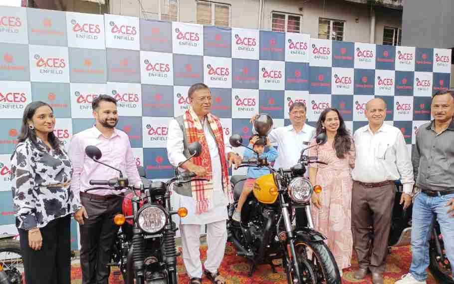 4Aces Retail Pvt. Ltd inaugurated its first Royal Enfield showroom at Zoo Road, Guwahati 3 4Aces Enfield