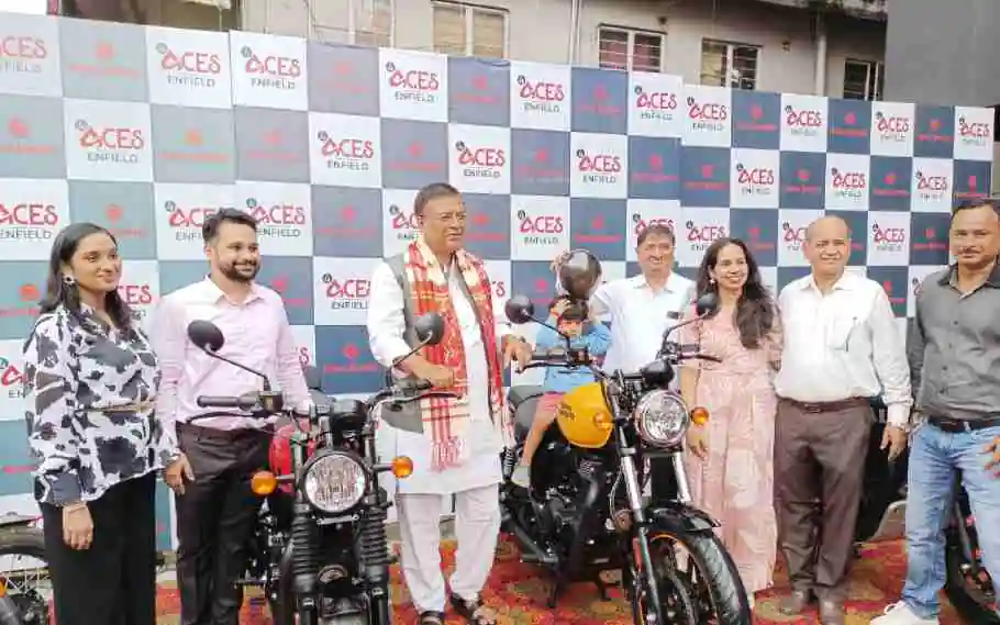4Aces Retail Pvt. Ltd inaugurated its first Royal Enfield showroom at Zoo Road, Guwahati 3 4Aces Enfield