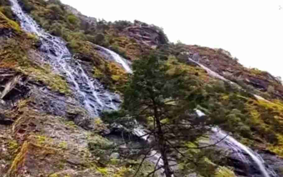 Yameng Waterfall