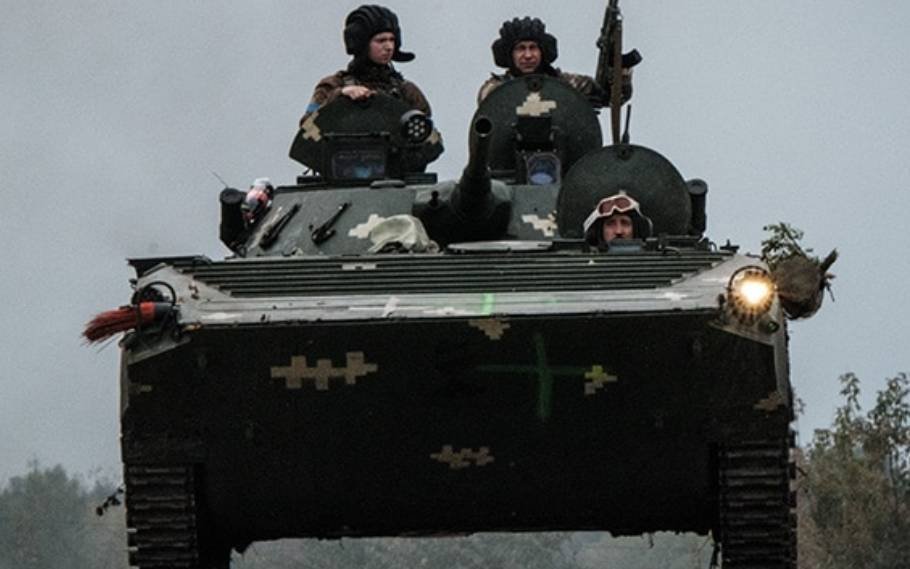 Russian Forces Abandon Annexed Ukrainian City; Putin Ally Suggests Nuclear Weapons 1 Russian Forces