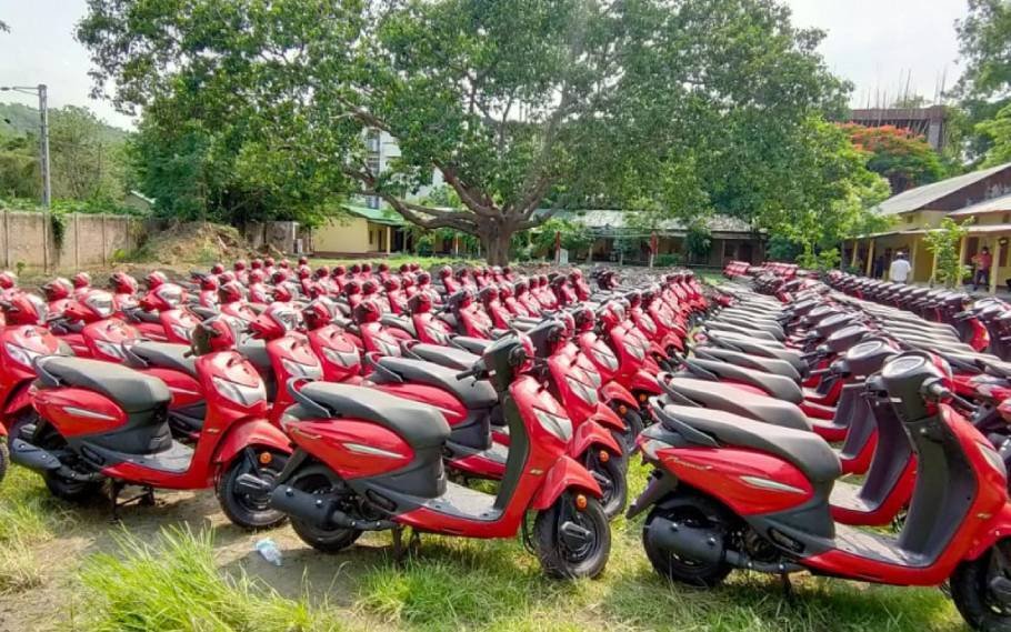 Assam Government To Provide Free Scooters to 35,000 Meritorious Students; Read To Know More 1 Assam Government To Provide