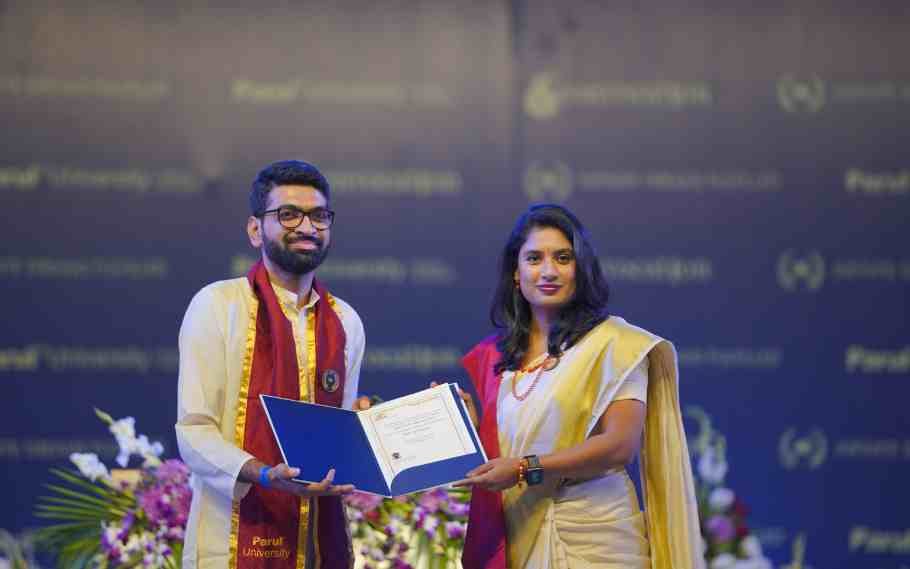 Parul University Holds 6th Annual Convocation