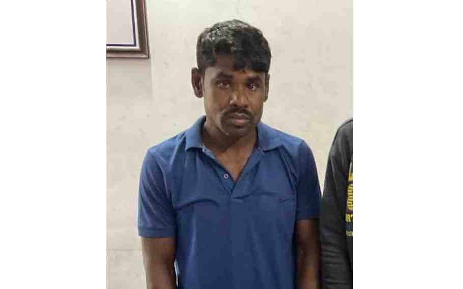 Arrested Rhino Poacher Tries To Escape, Injured In Police Firing In Darrang, Assam 1 Arrested Poacher Tries To Escape In Darrang