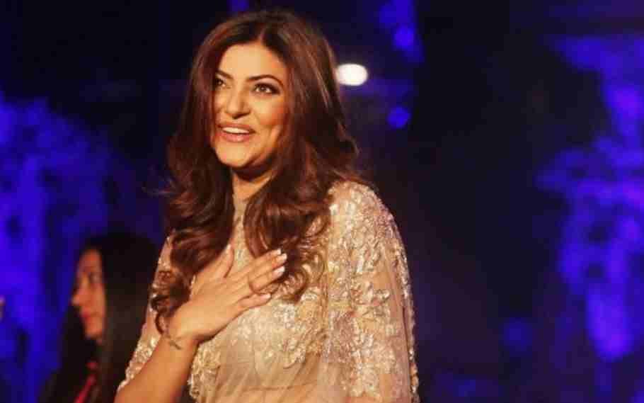 Sushmita Sen Waves From Open Car In Manipur, She Prepares For The Premiere Of 'Taali' 1 Sushmita Sen Waves From Open Car