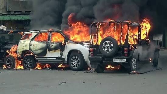 Skyrocketing Airfares Trap Victims of Manipur Violence: Thousands Stranded; Hope Dwindles as Prices Soar to Rs. 20,000-30,000 1 Manipur violence