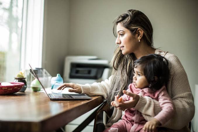 The Struggles of being a Work At Home Mom 1 Home work mom-The Struggles of being a WAHM (Work at Home Mom)