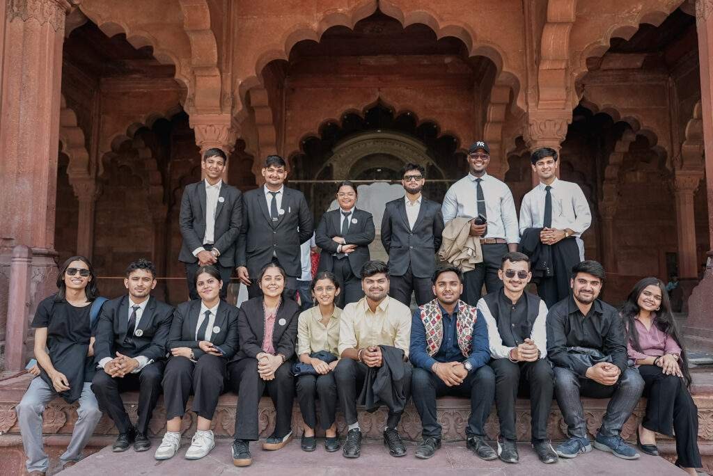Law Students Engage with Legal Luminaries During "Samvidhan Pe Charcha" Law Tour in New Delhi By Parul University 5 8