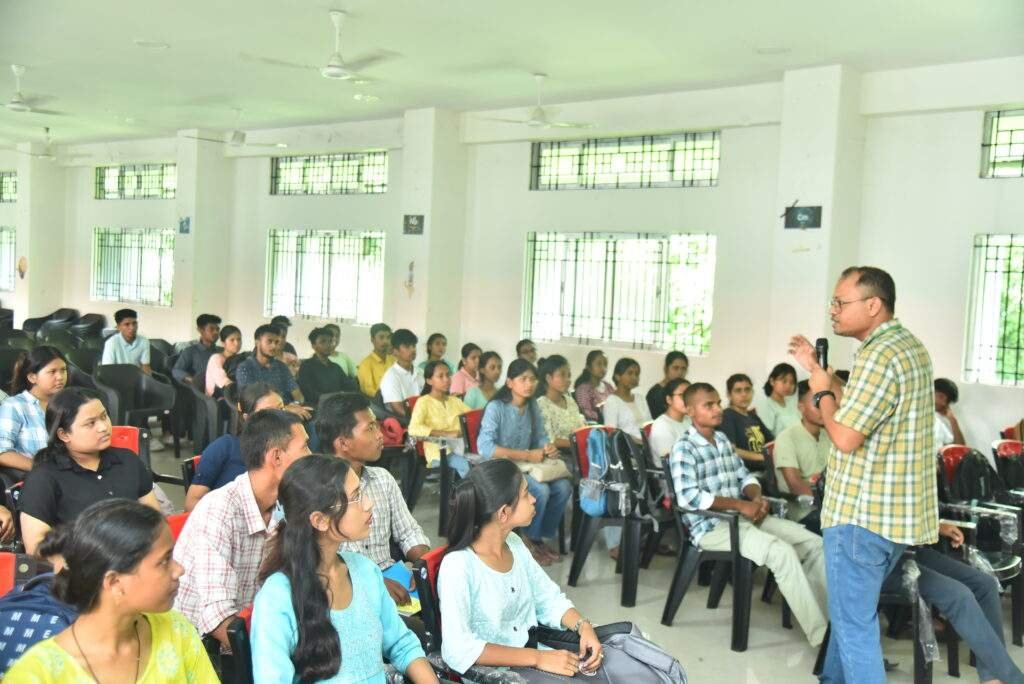 Exploring Entrepreneurship: Birangana Sati Sadhani Rajyik Viswavidyalaya's Induction Program Highlights Startup Ecosystem and Role of Incubators in 2024 1 DSC 5247 1