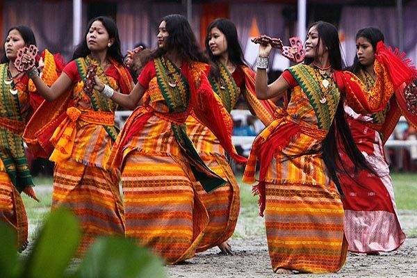 Folk Dances of Northeast India: A Vibrant Cultural Spectacle 10 folk dances of Northeast India traditional dances cultural heritage Bihu dance Raas Leela Northeast Indian festivals