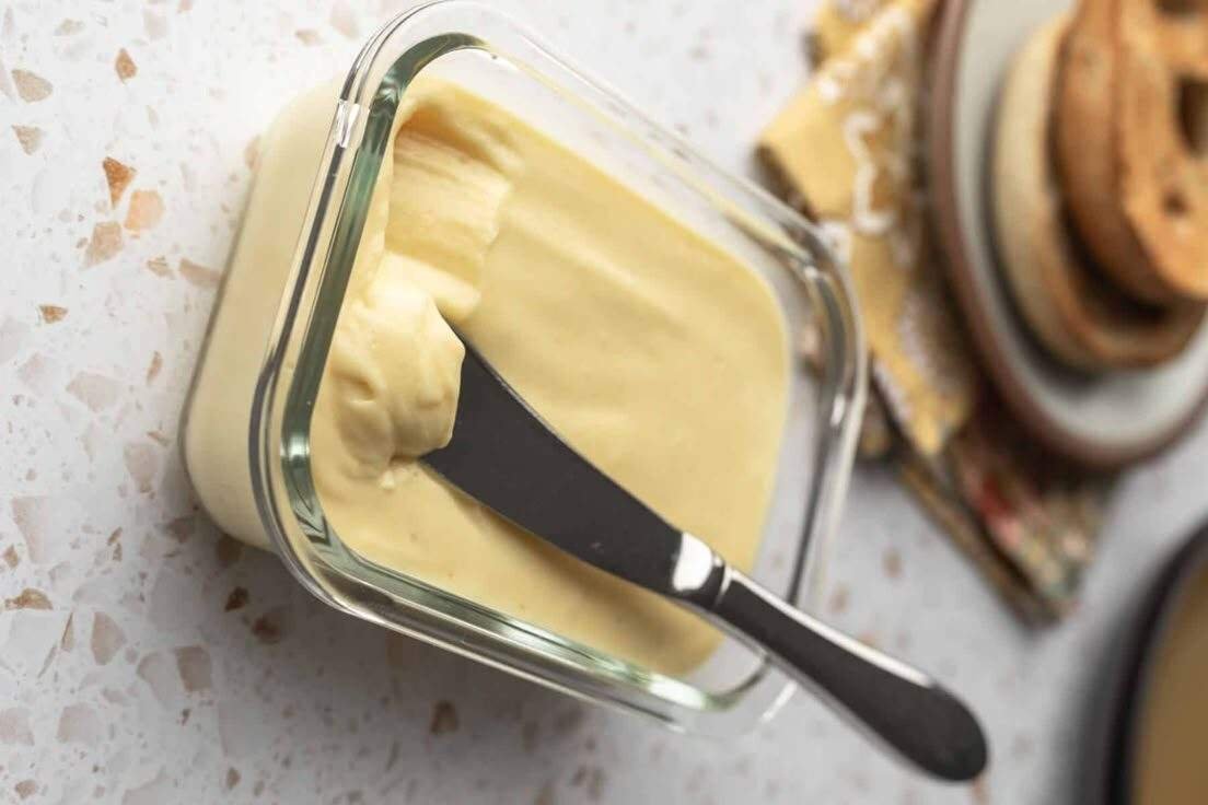 5 Vegan Swaps for a Healthier, More Sustainable Lifestyle 4 Vegan swaps plant-based alternatives dairy-free meat substitutes sustainable eating